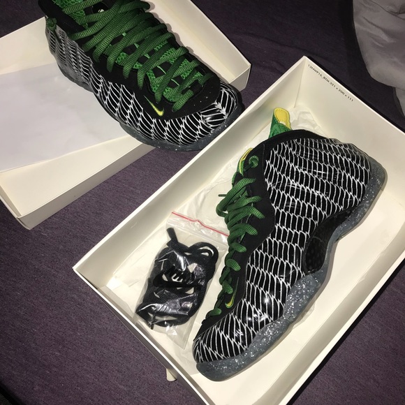 Nike Air Foamposite Oregon main image 4